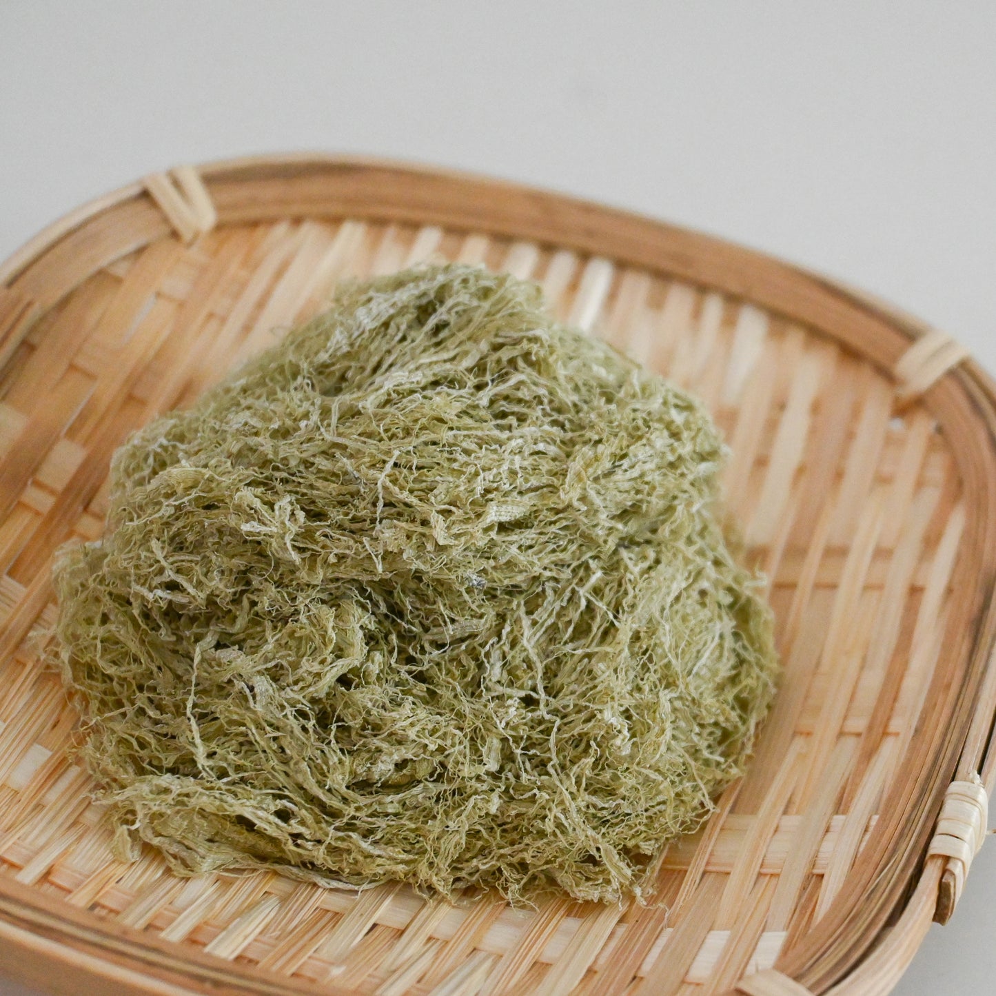 【マルハ昆布】伊勢志摩産めかぶ入り・とろろ昆布(30g×4袋)